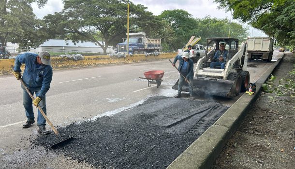 Así avanzan los trabajos de parcheo en puntos críticos de la ciudad de Neiva