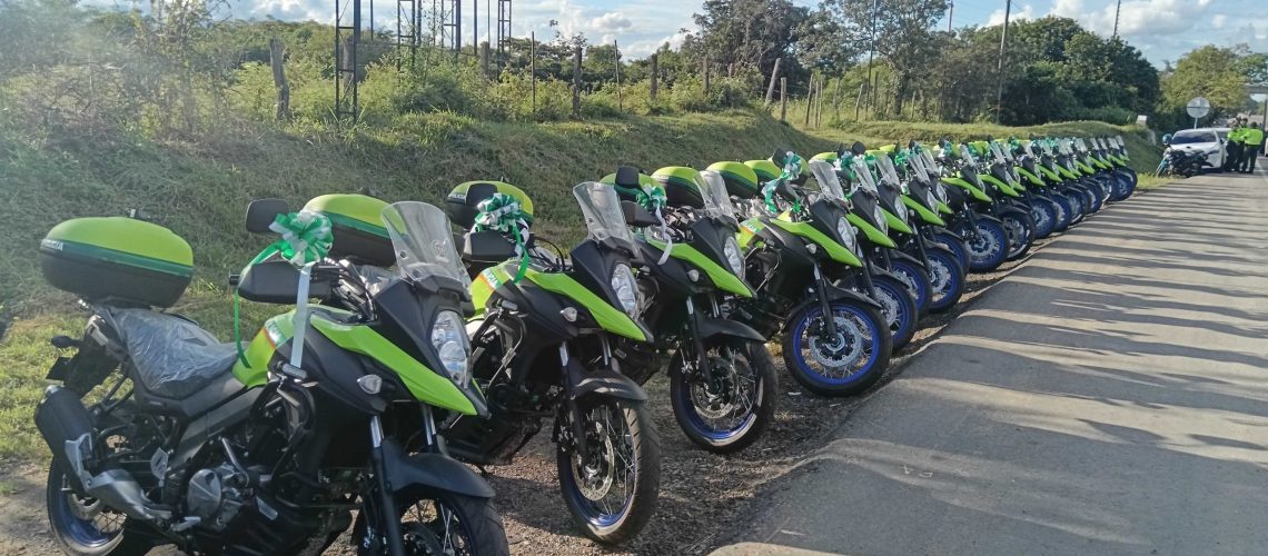 Concesionaria Ruta al Sur, realizó la entrega 63 motocicletas y 4 vehículos a la Dirección de Tránsito y Transporte de la Policía Nacional