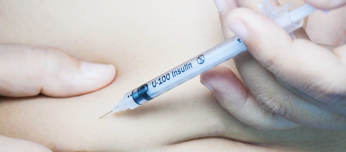 El uso de inyecciones para adelgazar promovidas por figuras públicas y sus riesgos para la salud