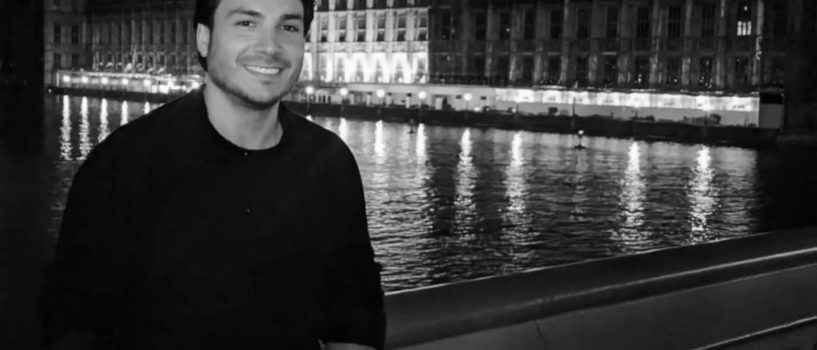 Falleció en una clínica de la ciudad de Bogotá, el cantautor neivano Guillermo Valencia