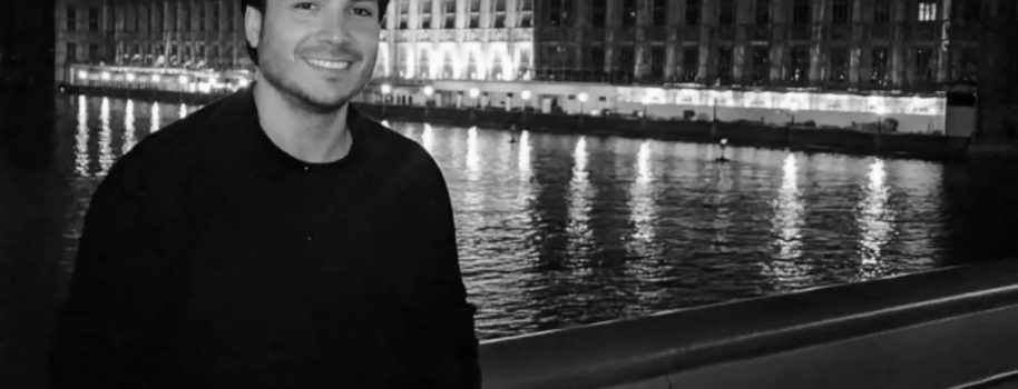 Falleció en una clínica de la ciudad de Bogotá, el cantautor neivano Guillermo Valencia