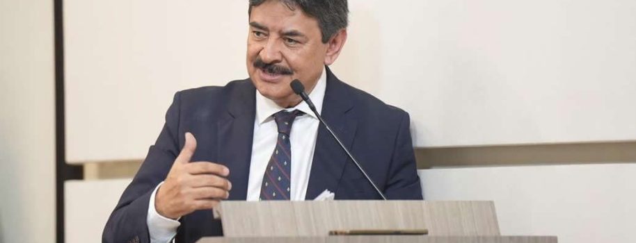 No más abusos de las aerolíneas en Colombia: Senador González Villa