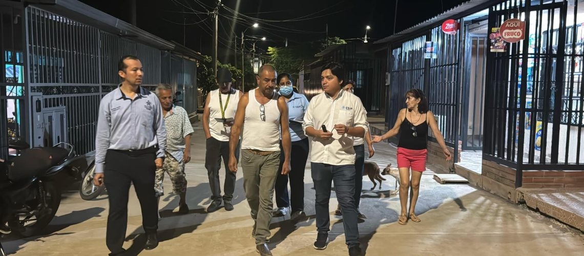 ‘ESIP cerca de ti’: atendiendo las necesidades de alumbrado en los barrios de Neiva