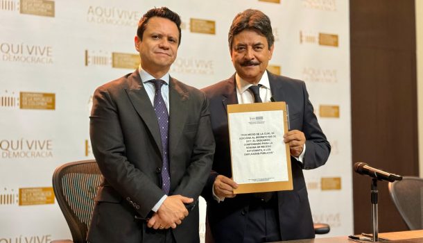 Más tiempo en familia: senador González Villa propone descanso compensado para servidores públicos en la semana de receso en octubre