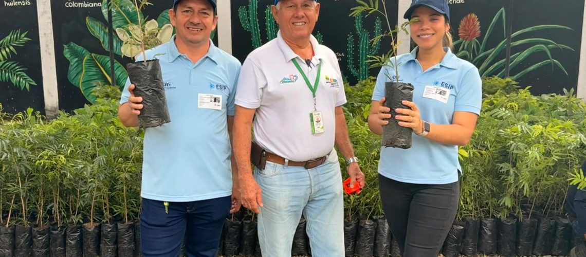 ESIP Compensa Más de 3.500 Plántulas a la CAM Huila, Reafirmando su Compromiso Ambiental