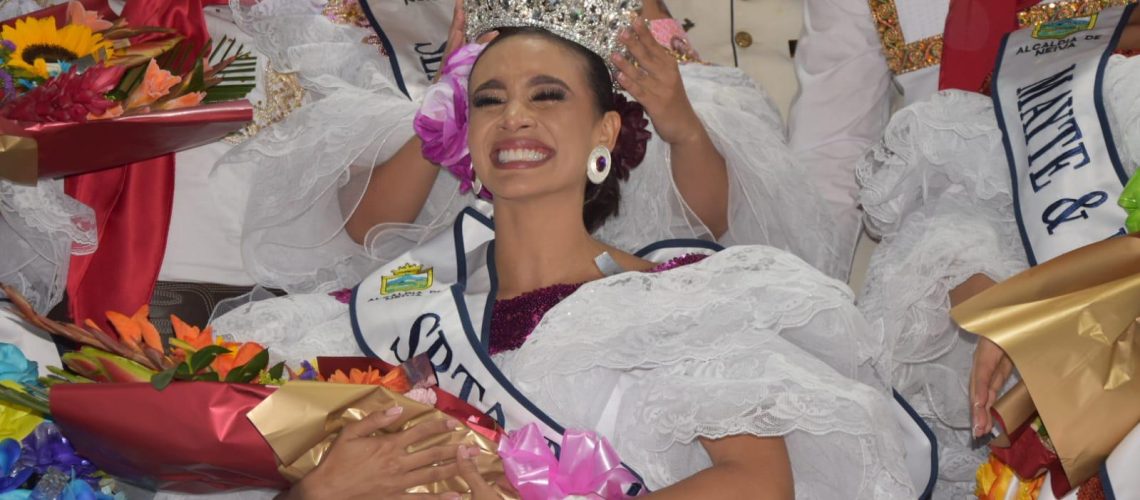 Neiva eligió a su nueva soberana en una noche de tradición y folclor