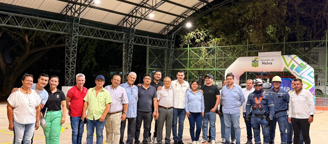 ESIP ilumina polideportivo de Ipanema, oriente de Neiva