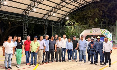 ESIP ilumina polideportivo de Ipanema, oriente de Neiva