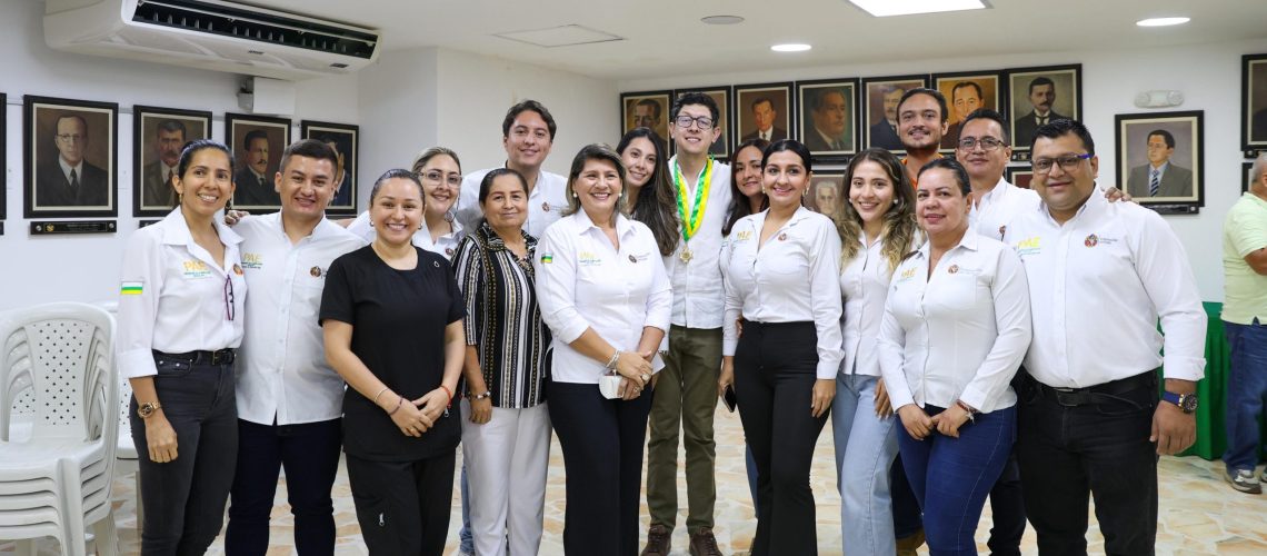 Gobernador del Huila exalta al ministro de Educación Nacional con la Condecoración «José Eustasio Rivera»