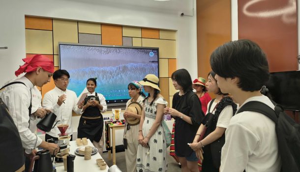 Aprendices del SENA Huila conquistan Japón con café y cacao en Expo Osaka 2025