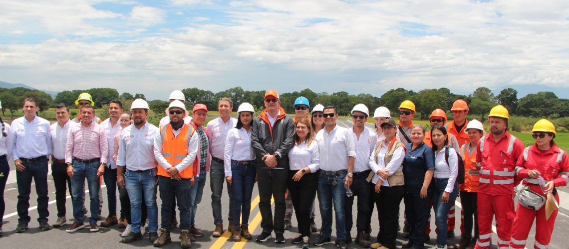 Entran en funcionamiento 65 km entre Campoalegre y Gigante, obras que corresponden a la unidad funcional 2 del proyecto Santana-Mocoa-Neiva