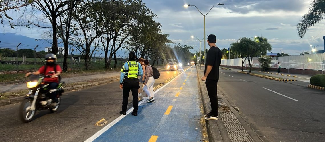 Ciclovía de la Carrera Segunda, al norte de Neiva, afectada por imprudencias viales