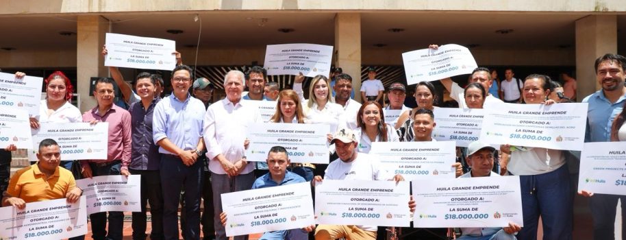 Más de 280 emprendedores huilenses recibieron capital semilla para impulsar sus proyectos