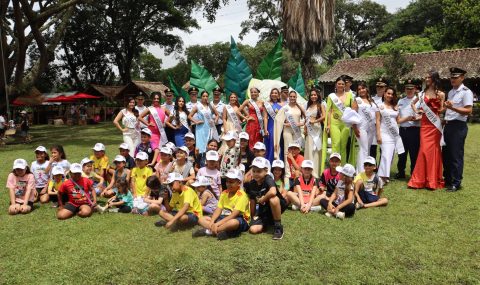 Niños y familias disfrutaron del «Running Kids Gigante» en las Fiestas del Cacao y del Café