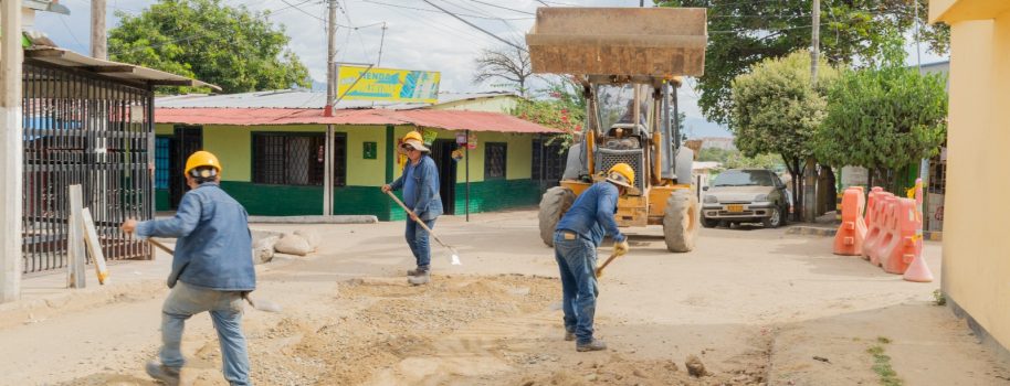 Obras de Alcantarillado en comunas 7 y 8 de Neiva, avanzan en más del 90%