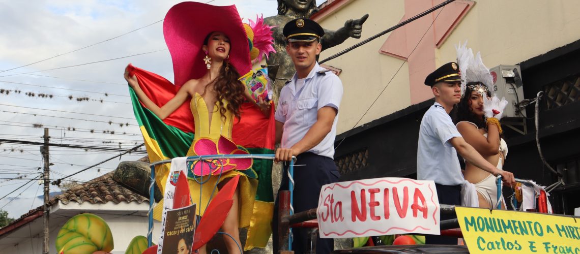 Tradición, identidad y folclor en el gran desfile departamental del Cacao y el Café en Gigante, Huila