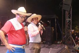 Una noche llena de risas en Gigante, con el show de Chucho y Leo