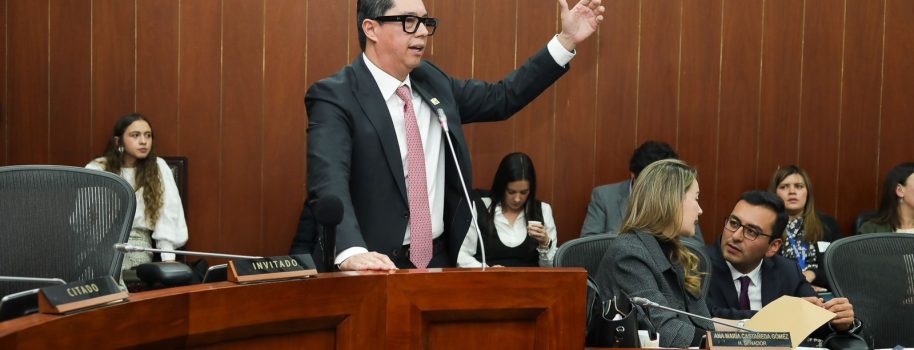 «Enterritorio le sigue dando la espalda al Huila»: senador Pedro Flórez