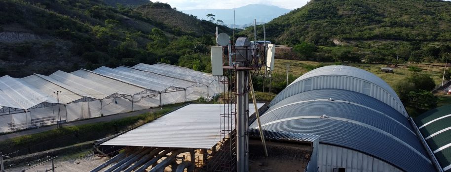 Coocentral y Claro, instalan estación repetidora de señal móvil en la vereda Guacanas en Garzón, Huila