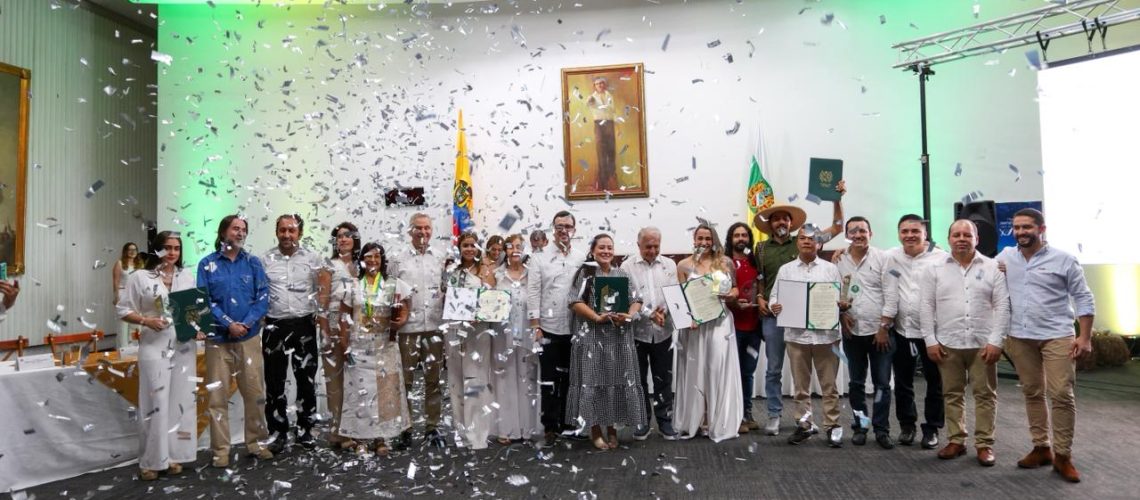 Periodistas destacados del Huila, fueron premiados en concurso departamental ‘Carlos Enrique Salamanca Cerón’
