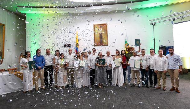 Periodistas destacados del Huila, fueron premiados en concurso departamental ‘Carlos Enrique Salamanca Cerón’