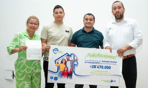 Familias huilenses recibieron subsidios de vivienda de Comfamiliar