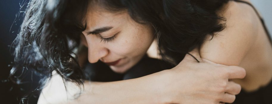 Estudio señala que ser mujer en Bogotá es un factor de riesgo para la salud mental