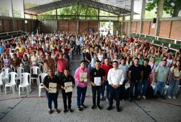 Alcalde Germán Casagua, logra inversión histórica: más de $8.000 millones para mejorar viviendas en Neiva