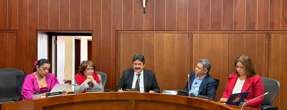 El país inicia una nueva era en salud mental: Senador González Villa