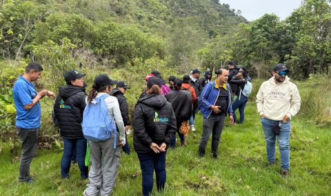 INFIHUILA fortalece su compromiso ambiental con recorrido institucional por la cuenca del río Las Ceibas