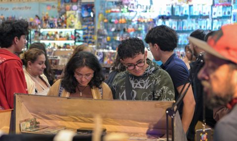 Maestros de la poesía, la narrativa y la música infantil serán homenajeados en la FILBo 2026