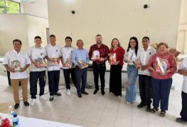 Más de 2.000 kits escolares fueron entregados a niños y niñas de Neiva