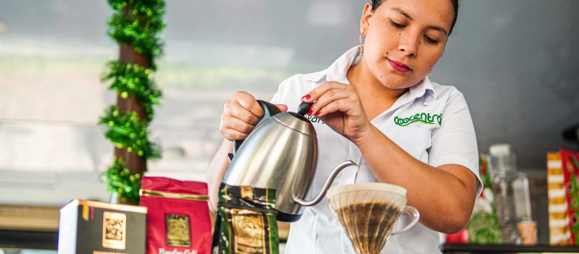 Más de 4.000 emprendedores beneficiados con capacitaciones gratuitas gracias a alianza entre Gobernación y Strive Colombia