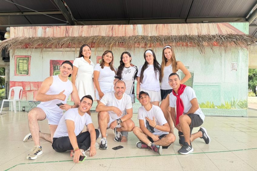 Los Opitas 25 artistas del Huila viajan a Turquía para proyectar el folclor nacional