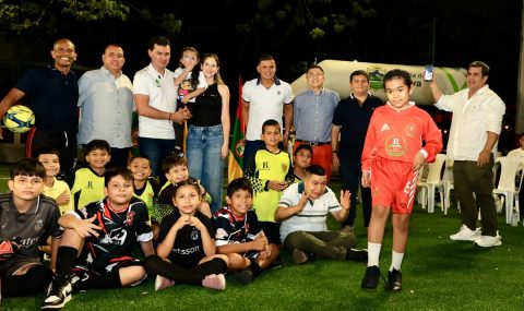 ¡Inversión para el Deporte! Alcalde Germán Casagua, recuperó cancha sintética de Las Brisas