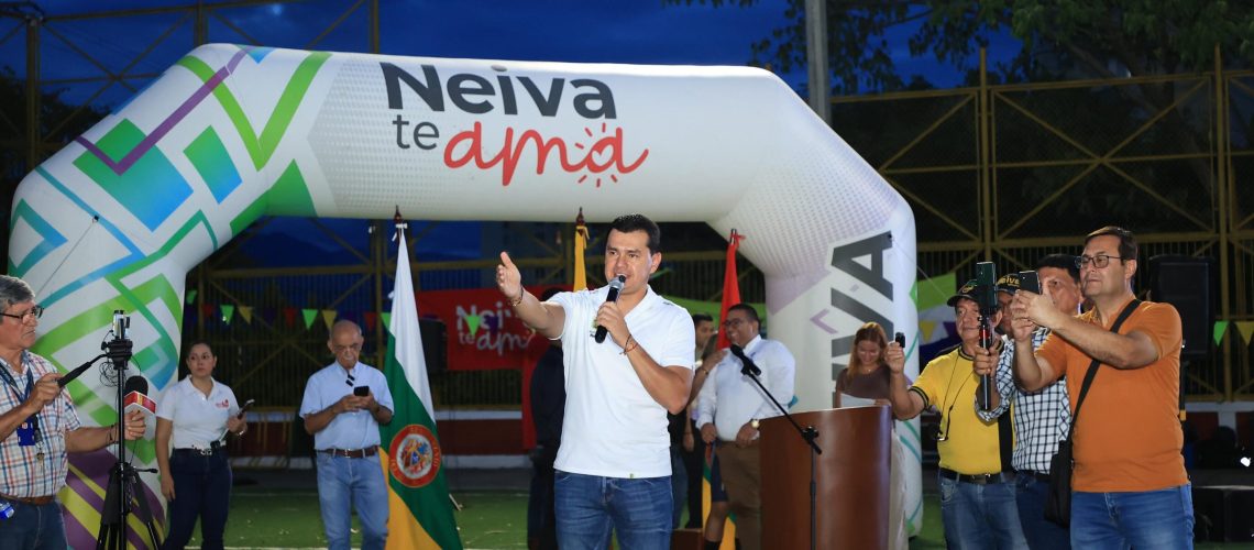 Cancha sintética de Canaima, renovada gracias a inversión del alcalde Germán Casagua