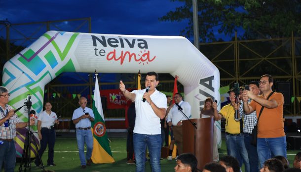 Cancha sintética de Canaima, renovada gracias a inversión del alcalde Germán Casagua
