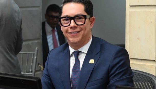 Con paquete de proyectos, Pedro Flórez, se posesionó para el periodo 2026-2030