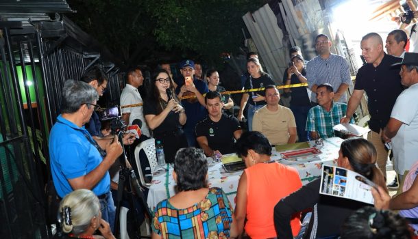 Después de años de espera, el barrio Álvaro Uribe Vélez ya disfruta de alumbrado público
