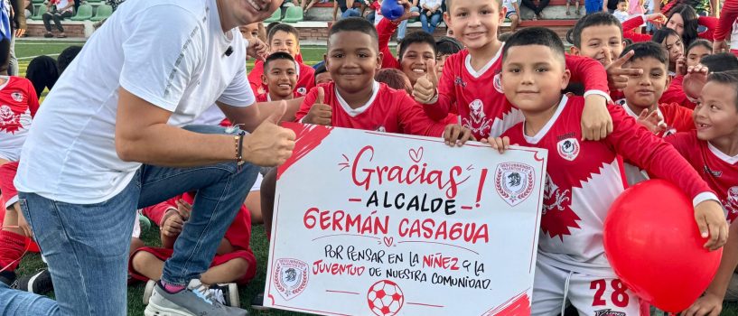 El deporte vuelve con todo a Puertas del Sol, sur de Neiva; Germán Casagua recupera cancha sintética