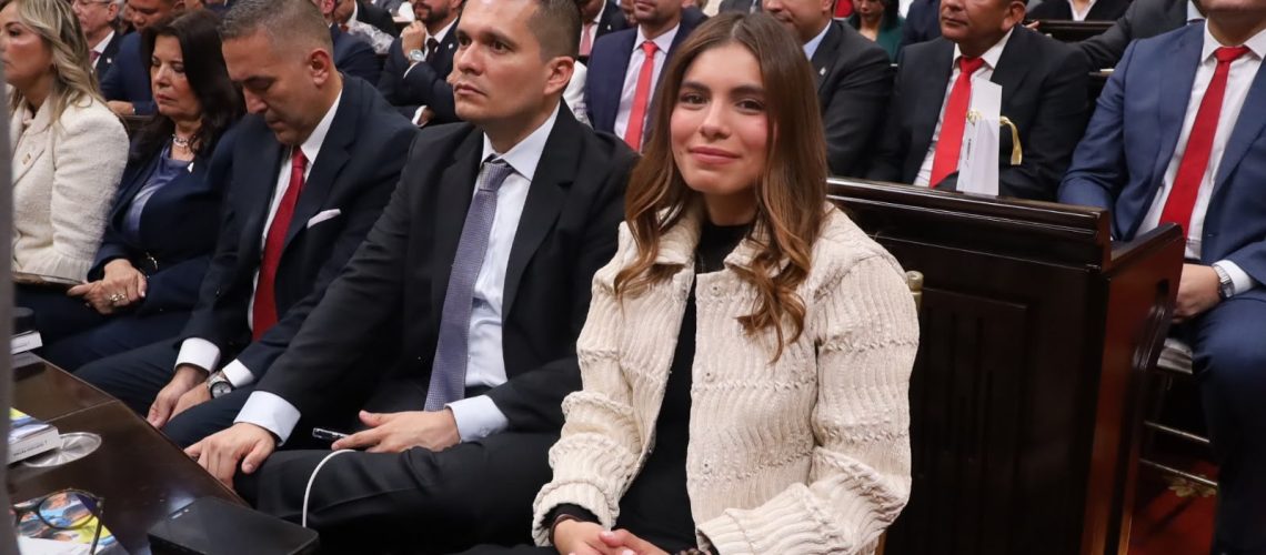 María Lucía Villalba, asume como Senadora
