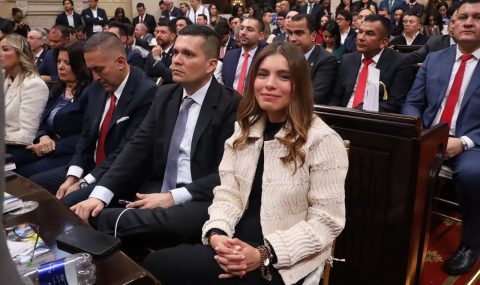 María Lucía Villalba, asume como Senadora