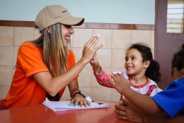 World Vision realiza 62.440 atenciones humanitarias y alcanza a 36.720 personas tras el terremoto en Venezuela
