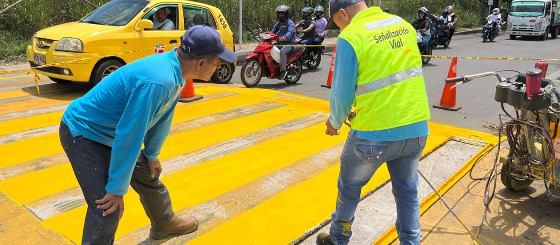 ¿Cree que una vía necesita un reductor de velocidad Consúltelo primero con la Secretaría de Movilidad de Neiva