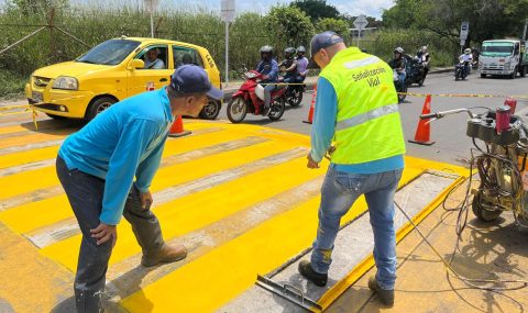 ¿Cree que una vía necesita un reductor de velocidad Consúltelo primero con la Secretaría de Movilidad de Neiva
