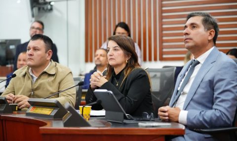 Desde la Comisión Sexta, la representante Mireya Bravo propone suspender cobro de peajes a vehículos con ayudas para zonas afectadas por el terremoto