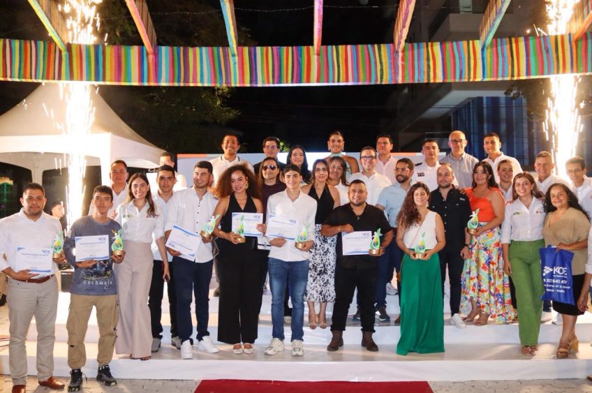 Huila reconoce el liderazgo y talento de sus jóvenes con el ‘Galardón a la Excelencia Juventud Huilense’