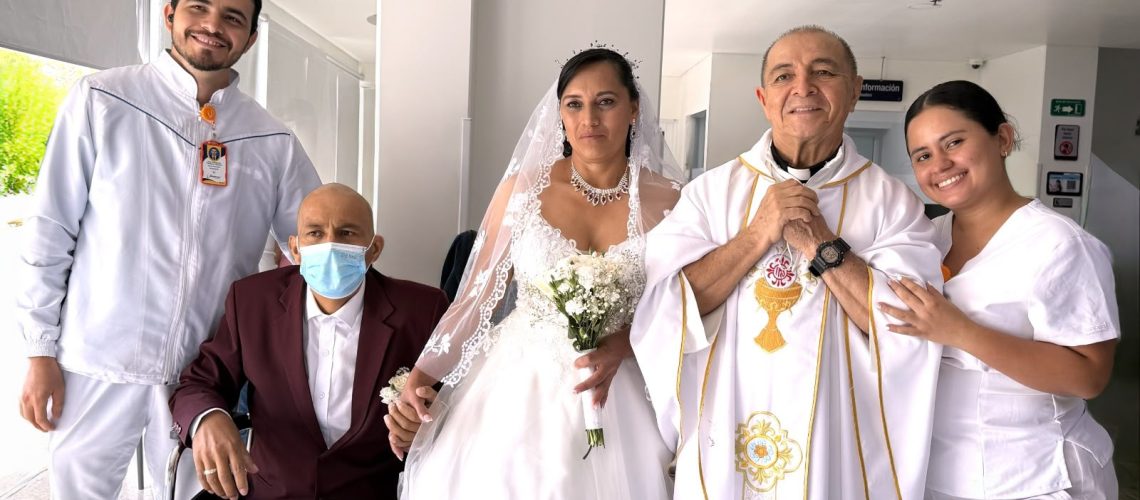 Una boda inolvidable en Medilaser: 24 años de amor y una lucha juntos
